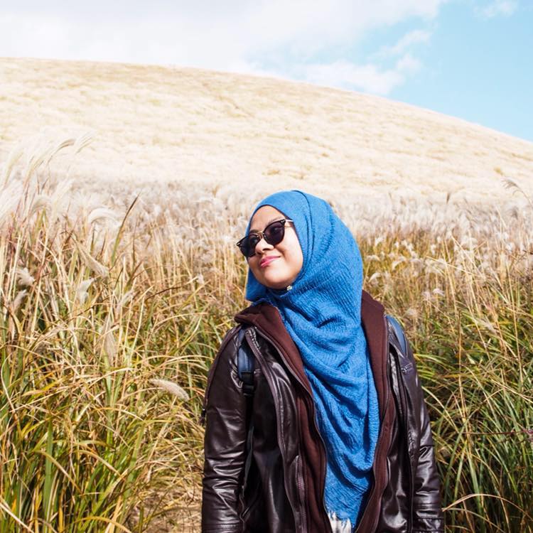 Hanis - Mingguan Wanita