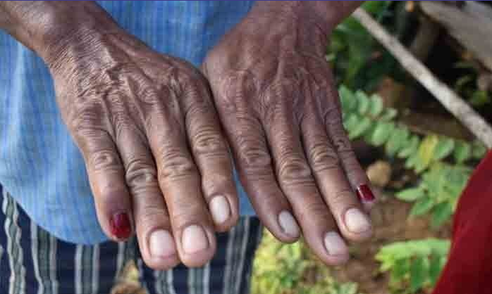 Pelik Tapi Benar, Kaum Lelaki Sanggup Warnakan Kuku Elak 