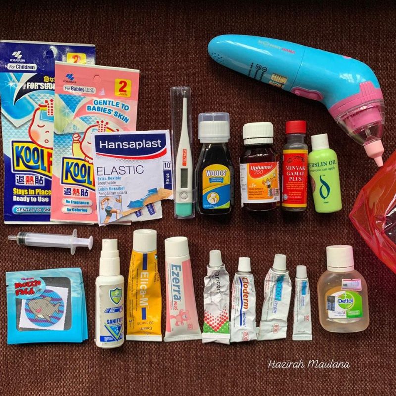 Mak Ayah Nak Jalan Jauh, Pastikan Travel Kit Anak Bersusun Lengkap Macam Ini