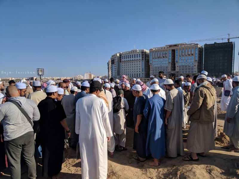 Hembusan Nafas Terakhir Ayah Yang Dicemburui, Dikafan Dan Dikebumikan Di Tanah Perkuburan Baqi’