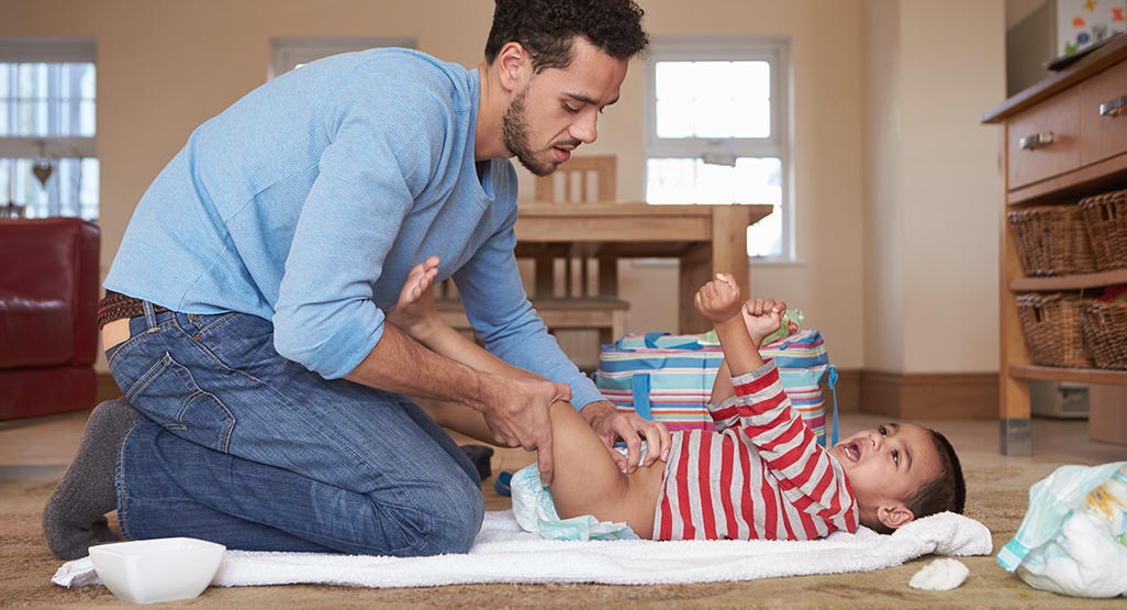 Bab Latih Anak Bebas Pampers, Ayah Pun Kena Bantu Sama