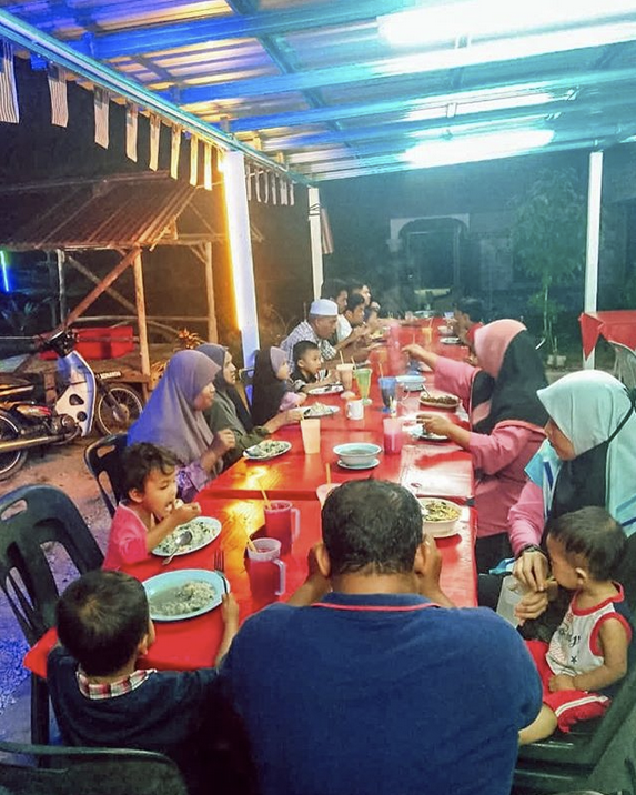 Pesan Da’i Hamidah, Sibuk Sekali Pun Kena Ada Masa Dengan Keluarga