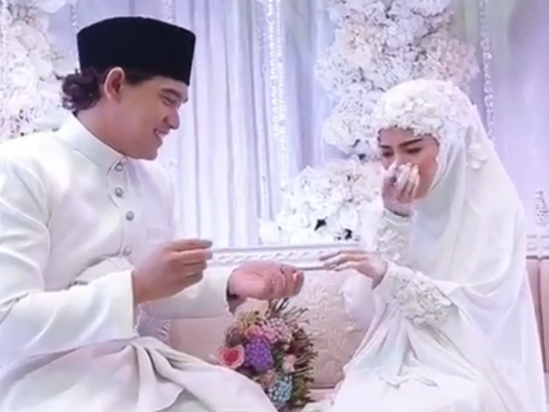 Patutlah Tangan Ardell Menggigil Waktu Sarung Cincin, Itu Serangan Panic Attack